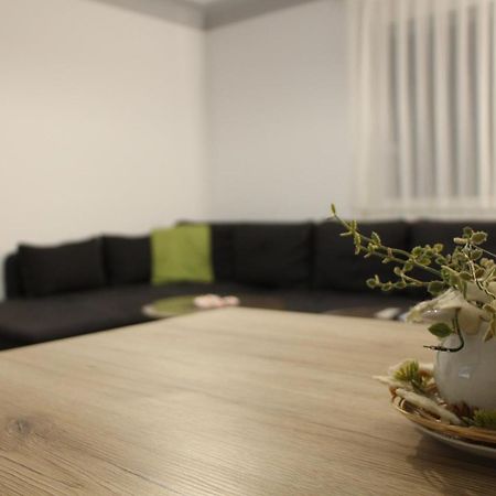Ermis Apartments Metzingen  Ngoại thất bức ảnh