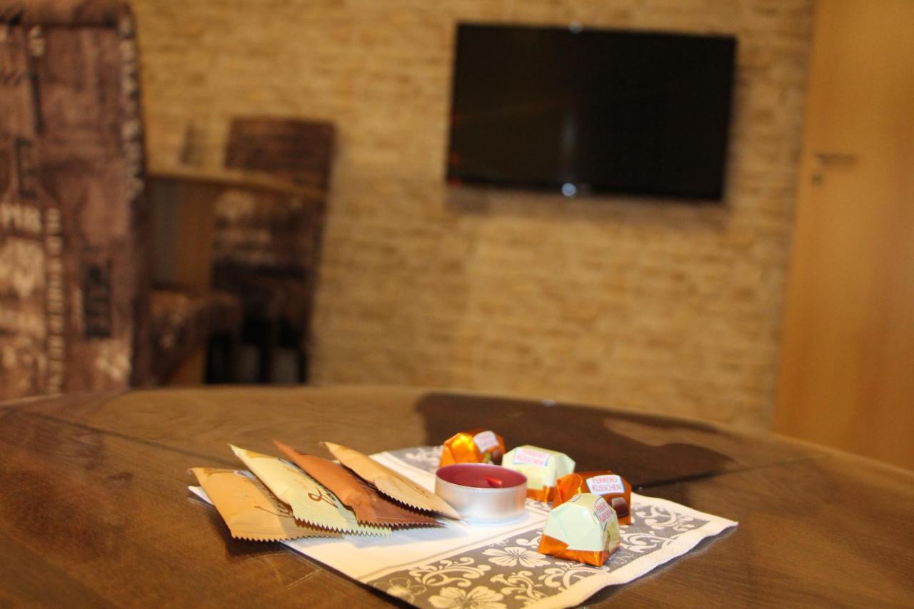 Ermis Apartments Metzingen  Ngoại thất bức ảnh