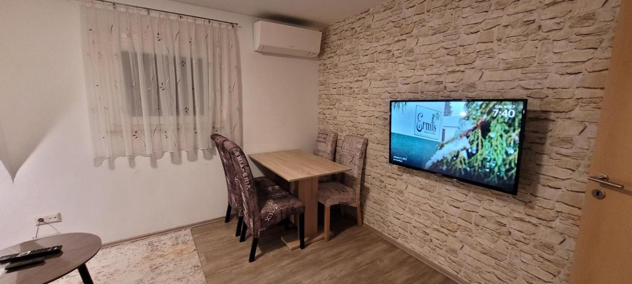 Ermis Apartments Metzingen  Ngoại thất bức ảnh