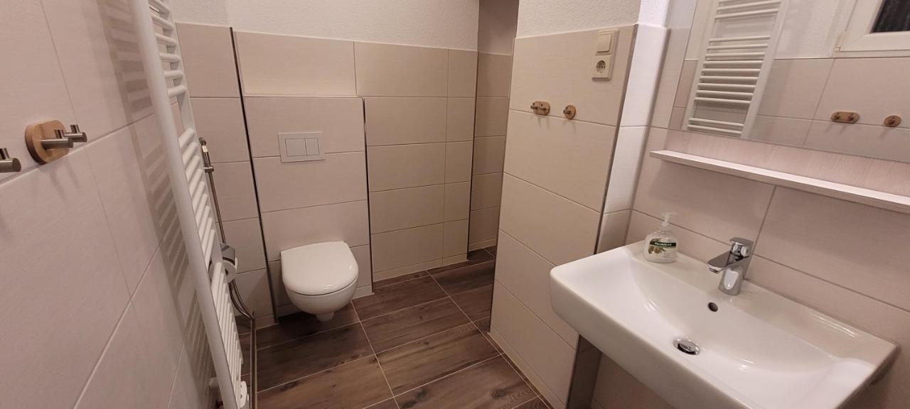 Ermis Apartments Metzingen  Ngoại thất bức ảnh
